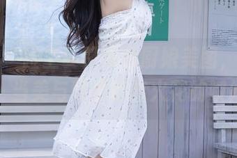 秀人网 – 碰上夏馨瑶的厨娘美图，致你一场，当美与味蕾擦出火花的瞬间。