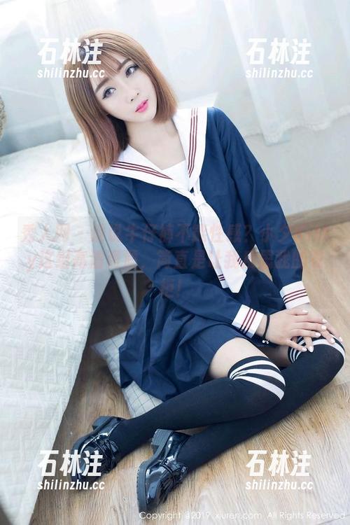 秀人网-小夕Kitty 秀人网 - 谁说牛仔裤不能性感?小夕Kitty这组高清资源,简直是让我反思我的衣柜!