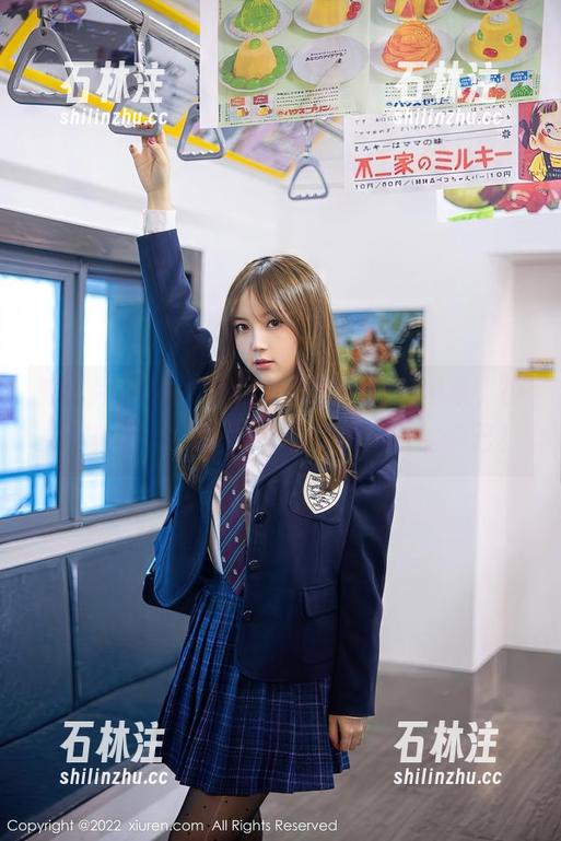 秀人网-小小白思宜 秀人网 - 这是小小白思宜的美图图集,少女们的日常,我们也要做好柔软的自己!