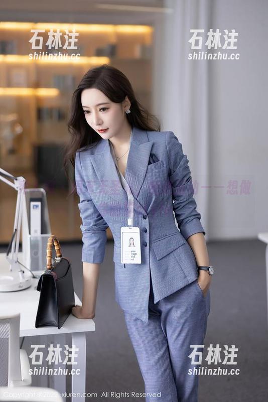 秀人网-想做你的猫 秀人网 - 周末无圣光,随便运动——想做你的猫style