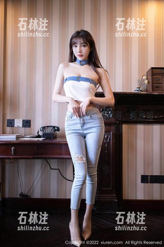 秀人网-柚子178 秀人网 - 从柚子178的瑜伽系列,看我如何在定制图片里做个美梦