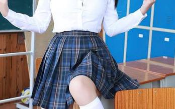 秀人网 – 王伊纯校服之美图：不止是书本中的套路哦