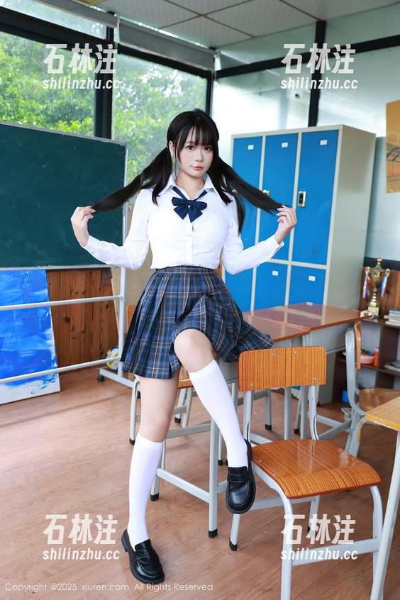 秀人网-王伊纯 秀人网 - 王伊纯校服之美图:不止是书本中的套路哦