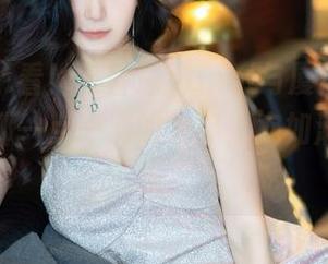 秀人网 – 看！王馨瑶yanni与厦门的私房图包，那一点一滴的宁静，宛如潮水般袭来。