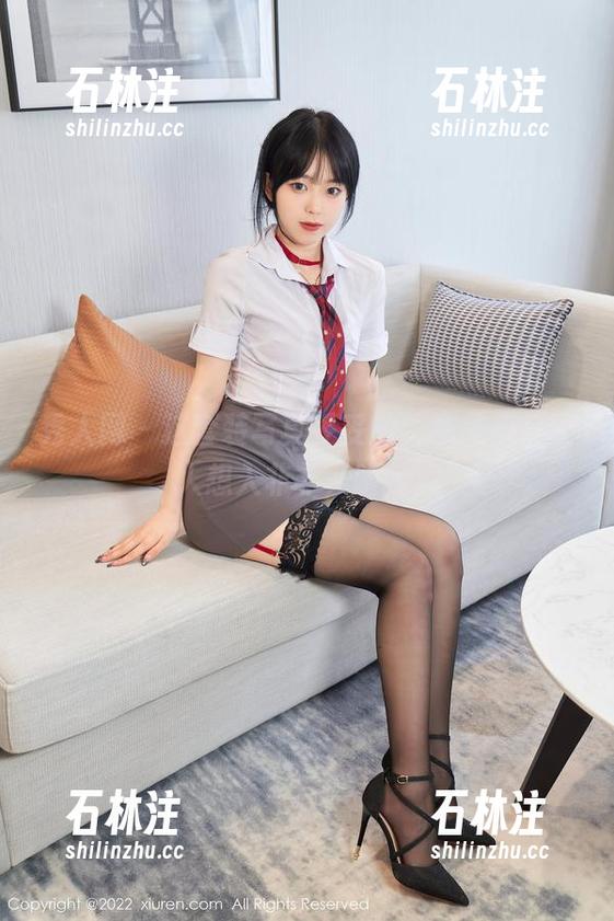 秀人网 - 这套装写真妥妥的，糯美子又让人想入非非，哈哈。