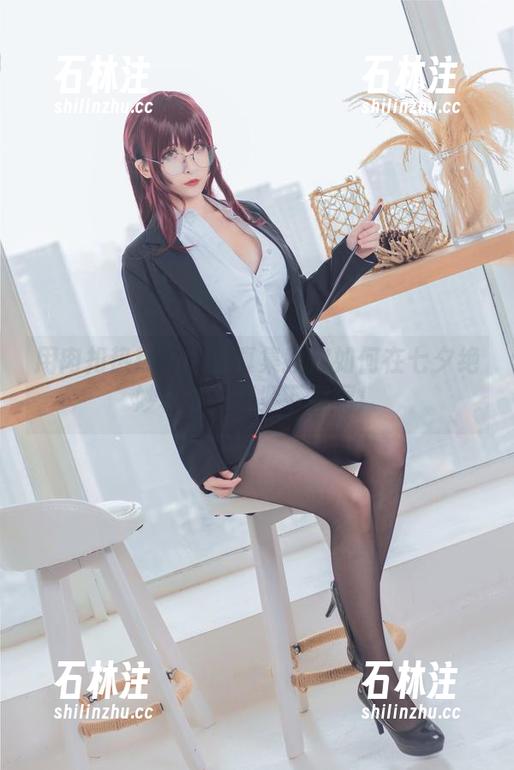 用肉扣热热子的写真集教你如何在七夕绝妙求爱，赶紧下载啊！