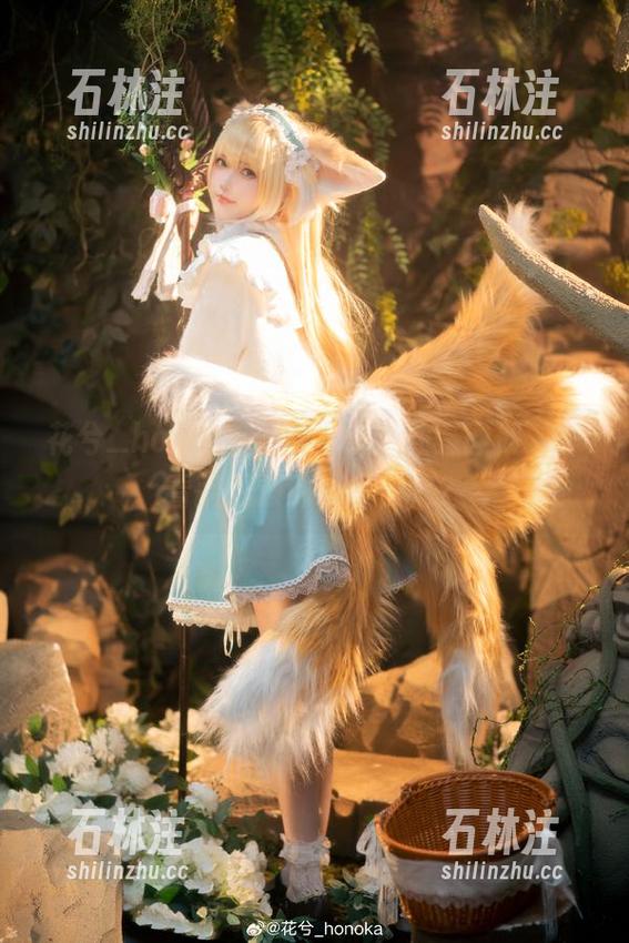 花兮_honoka 花兮_honoka新作上线!油亮图册,一看就想预约现场,嗯?