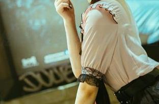 低调又炫酷，落落Raku的女神图片合集新鲜出炉！