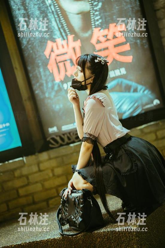 落落Raku 低调又炫酷,落落Raku的女神图片合集新鲜出炉!