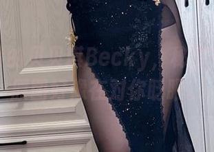 画风独特的贝贝琪Becky，秘密写真集让原图好像在对你眨眼。