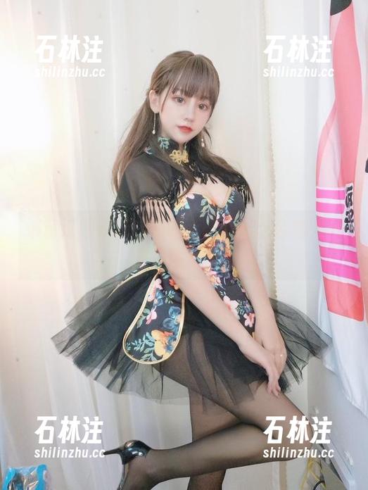 过期米线线喵 来自过期米线线喵的无圣光吊带合集,时光在这里打盹