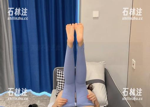 迷人的五姨太 微密圈 - 美脚不止于此,迷人的五姨太的最新图包内容令人咋舌哦!