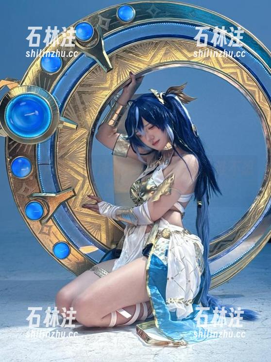 阿薰kaOri 阿薰kaOri的泳衣秀,免费下载,谁不想瞥一眼呢?