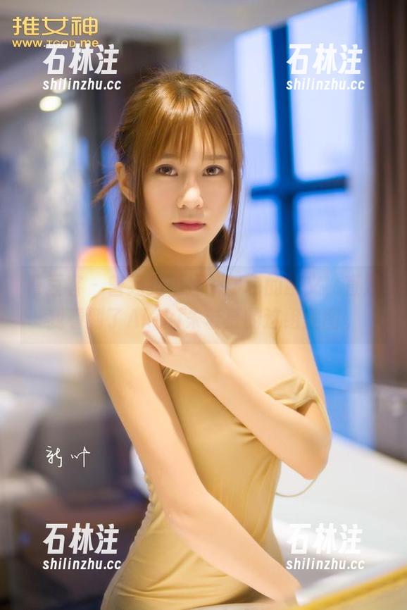 青豆客-Akiki朱若慕 青豆客 - 曾经我不理解粉色的意义,直到我看到了Akiki朱若慕的这组美图。