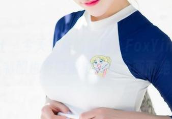 魅妍社 – 今天更新的套图，FoxYini孟狐狸让制服也有顺滑拍摄，这画面绝了！