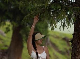 微密圈 – 原图出炉，鹿瑶美足全套，让我想问：鞋子在哪？